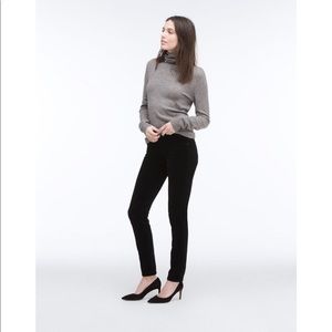 Like new - AG stilt cigarette cords